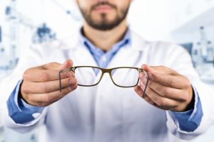 Les traitements des verres de lunettes Optic&Price